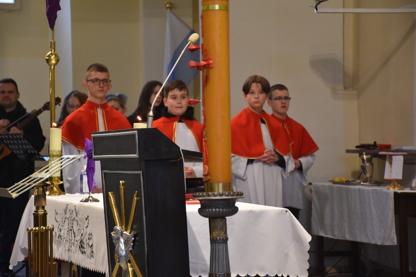 Młodzież z gminy Wolsztyn przyjęła sakrament bierzmowania