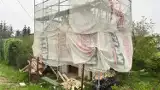 Remont przydrożnej kapliczki w Żółkowie. Zostanie sfinansowany z rządowego programu odbudowy zabytków
