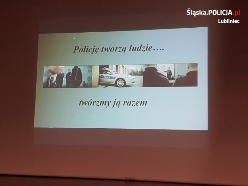 Lubliniec: debata z udziałem policjantów i uczniów szkół średnich oraz podstawowych. Było m.in. o tajnikach pracy mundurowych ZDJĘCIA