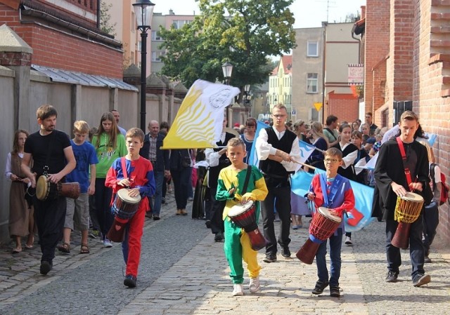 Warsztaty i Pokazy Tańców Dawnych