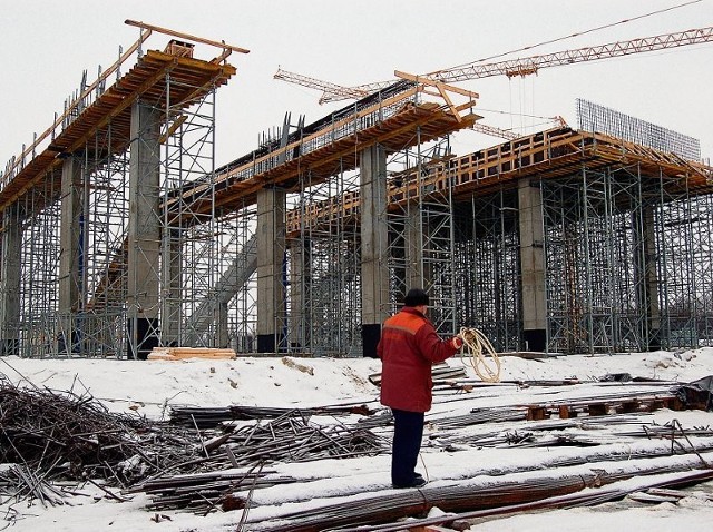 Budowa stadionu we Lwowie jest najbardziej opóźniona