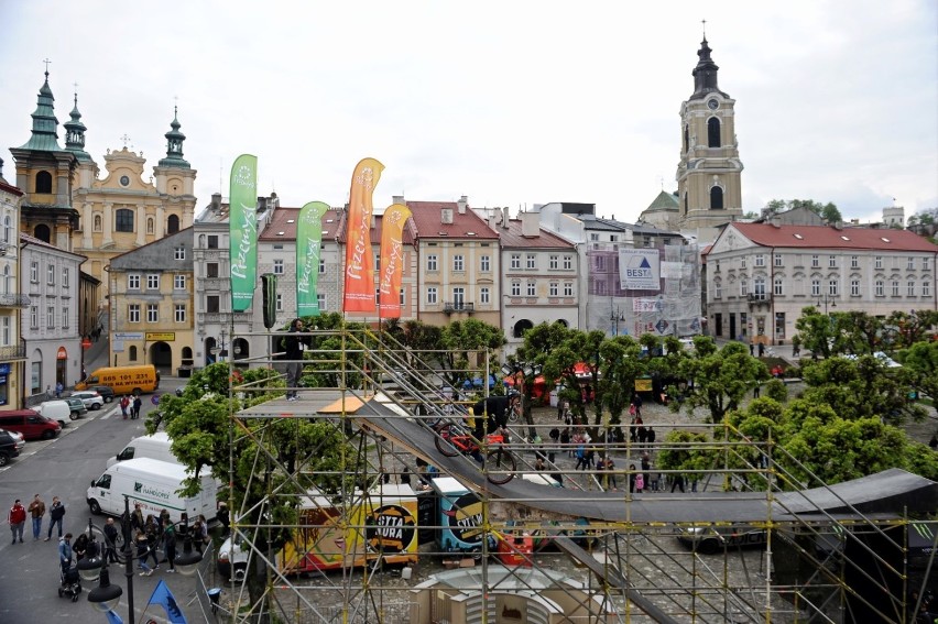 Za nami drugi dzień imprezy Bike Town 2017 w Przemyślu. W...