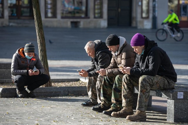 Masowa akcja, do jakiej należy zaliczyć szczepienie przeciw SARS-CoV-2, także może rodzić zagrożenie bezpieczeństwa naszych danych. Jest to bowiem czas, w którym każdy z obywateli znajdzie się w sytuacji konieczności potwierdzenia lub przekazania swoich danych tożsamości.