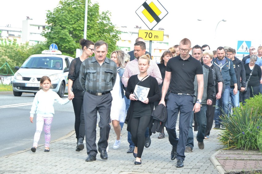 Czarny Marsz pamięci Jacka Hrycia przeszedł ulicami Jastrzębia - ZDJĘCIA