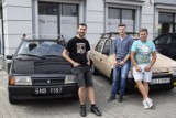Pojadą autami z czasów PRL ze Skierniewic do Chalkidiki w Grecji