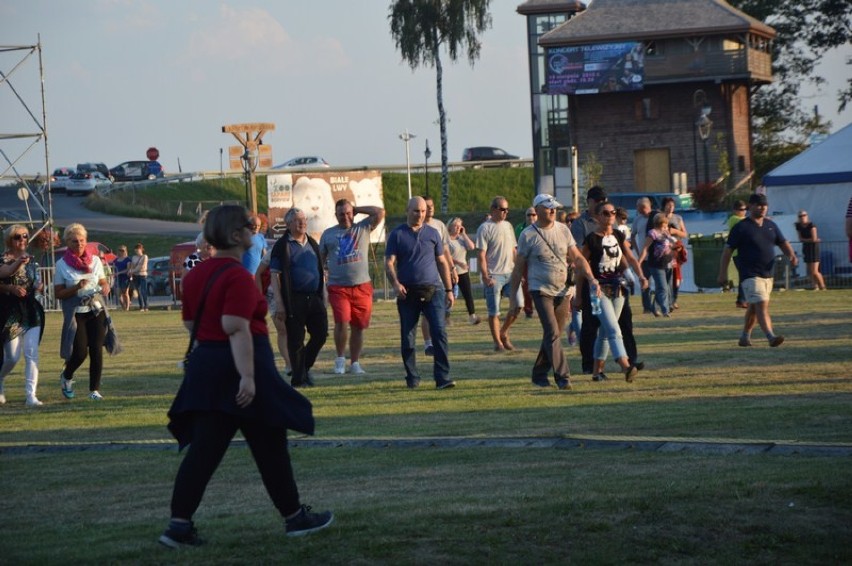 Koncert w Uniejowie "Muzyczne hity Teleexpressu"