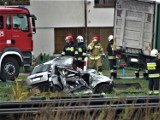 Fatalny wypadek pod Nowym Tomyślem. 19-latka zmarła w szpitalu [ZDJĘCIA]