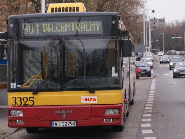 Autobus 901