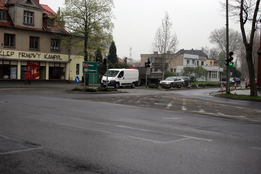 Września: Budowa ronda w centrum Wrześni [ZDJĘCIA]