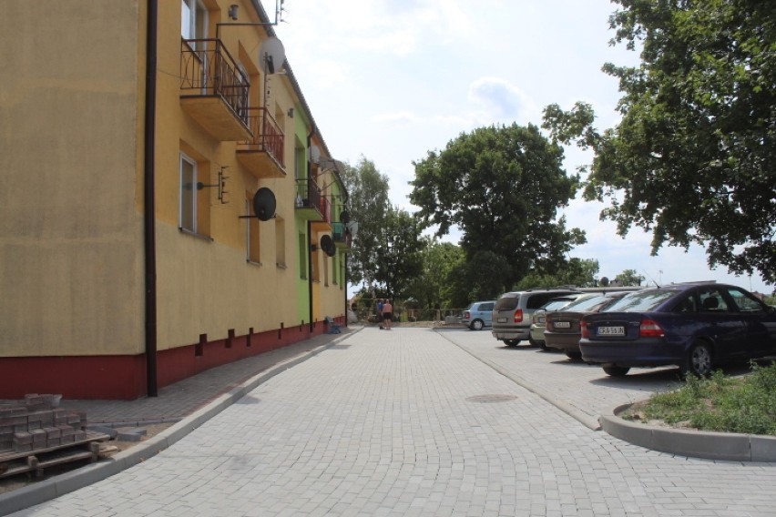 Wypięknieje blokowisko przy ulicy Szkolnej w Radziejowie [zdjęcia]