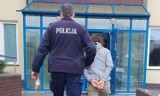 Gdańsk. 32-latka ukradła kurierowi przesyłkę oraz terminal. Wpadła w ręce policji