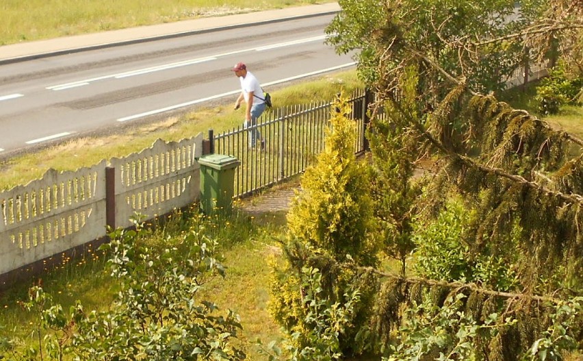 Policja poszukuje "fałszywego hydraulika". Rozpoznajecie osoby na zdjęciach?