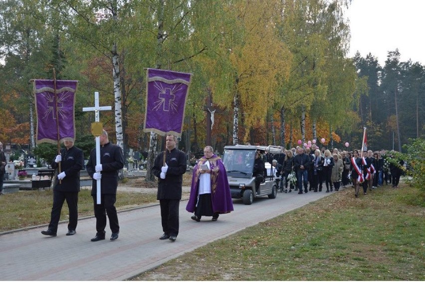 Ostatnie pożegnanie Agaty, ofiary pożaru na Pileckiego w Lęborku