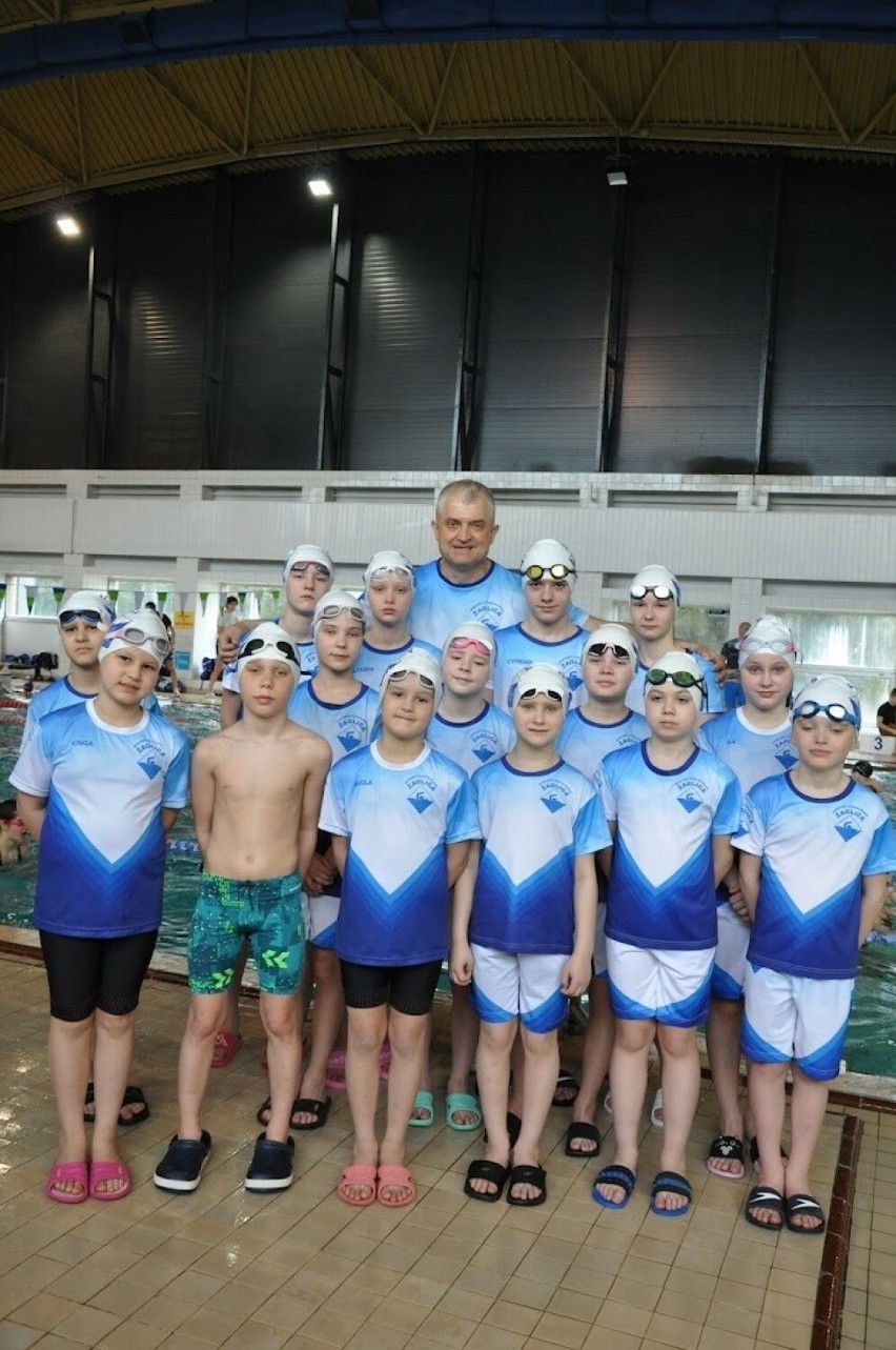 Żagańscy pływacy na zawodach w Zgorzelcu