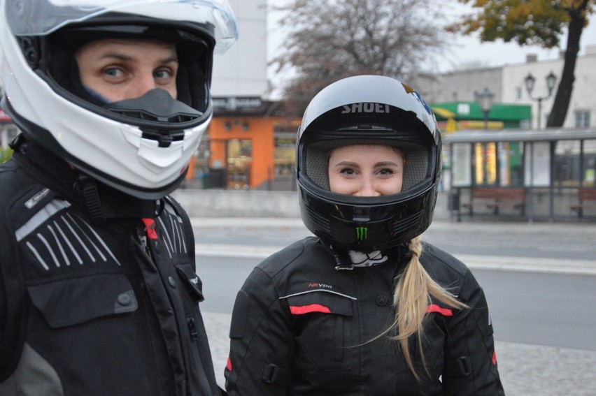 Motocykliści wyrazili dzisiaj poparcie dla protestujących kobiet w Piotrkowie