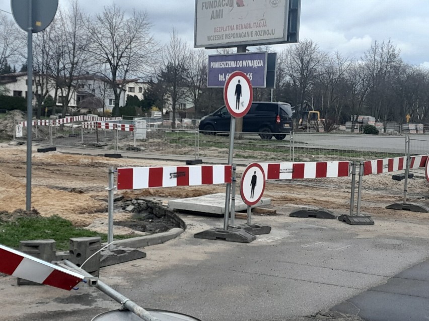 Budowa ronda na skrzyżowaniu ulic Łódzkiej i Getta...