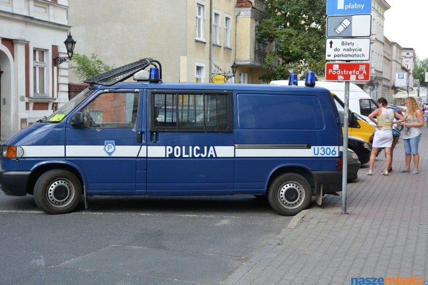 Wizja lokalna na miejscu zabójstwa w Lesznie.