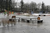 Park Wodziczki: Nowy plac zabaw w Poznaniu zalany! Co na to PIM? [ZDJĘCIA]