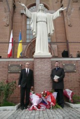 Delegacja Radzionkowa w Doniecku uczciła Ślązaków deportowanych do ZSRR