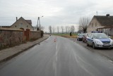 Wypadek w Bruczkowie: Dwie dziewczyny potrącone na chodniku