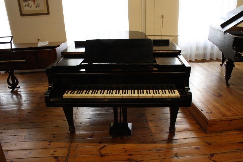 Unikatowy fortepian trafił do zbiorów Muzeum Historii...