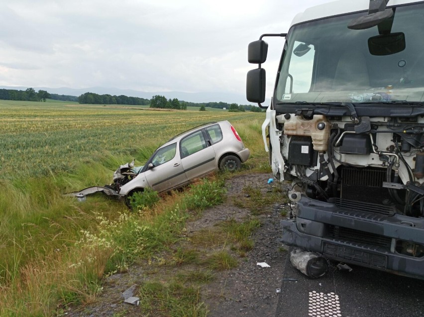 Okoliczności tragicznego wypadku koło Dzierżoniowa wyjaśnia...