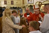 Ks. biskup Grzegorz Balcerek udzielił sakramentu bierzmowania