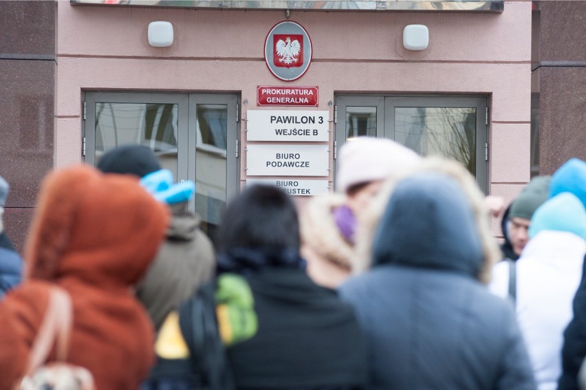 Protest frankowiczów, Warszawa. Manifestanci chcą wszczęcia...