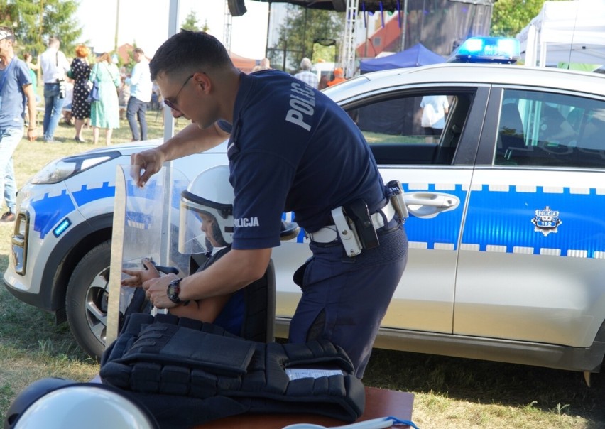 Dni Prostek: Policja prezentuje sprzęt służbowy i edukuje w zakresie bezpieczeństwa