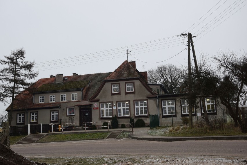 Szkoła w Parsęcku koło Szczecinka