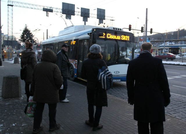 Przystanek autobusowy jest zbyt daleko przychodni zdrowia