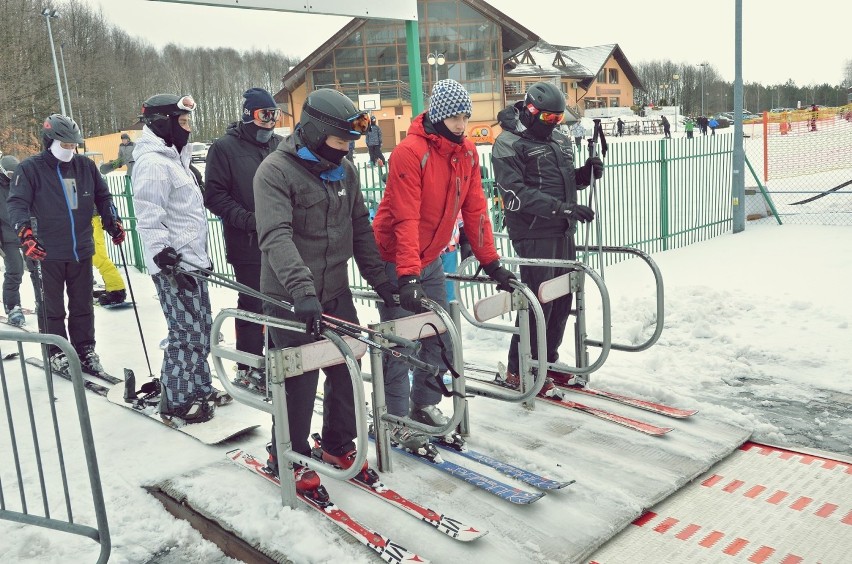 Góra Kamieńsk rozpoczyna sezon narciarski [ZDJĘCIA, FILM]