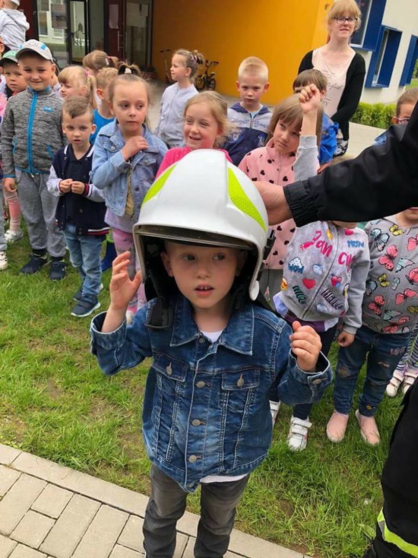 Grodzisk Wielkopolski: Wizyta strażaków w Przedszkolu Chatka Puchatka! [GALERIA ZDJĘĆ]