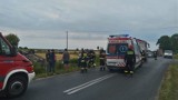 Groźny wypadek w Kurzjamie pod Łęczycą. Auto dachowało, 34-latka w szpitalu [ZDJĘCIA]