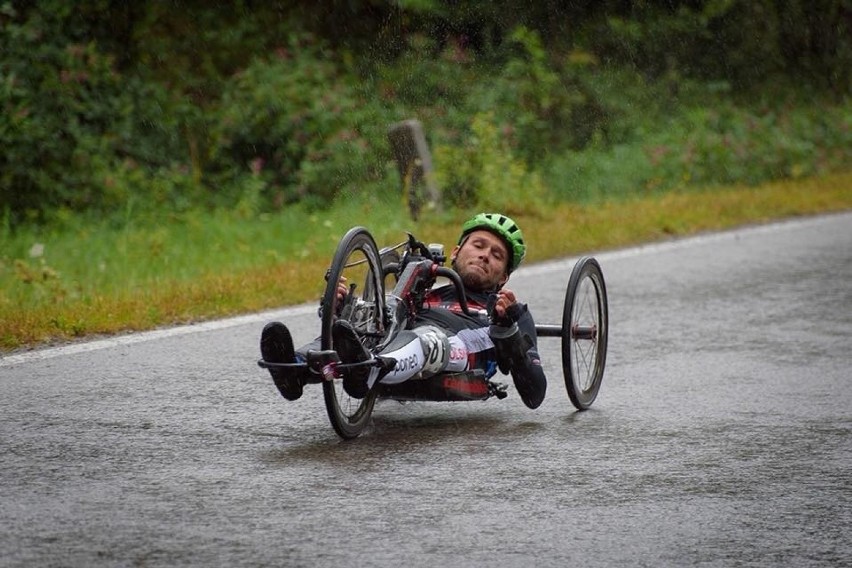 Kierowca zaatakował niepełnosprawnego kolarza, paraolimpijczyka