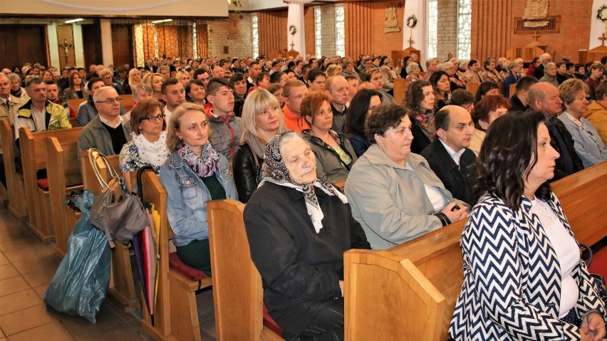 Powiatowy Dzień Godności Osób Niepełnosprawnych w Opocznie. Przyznano tytuł Człowieka o Godnym Sercu [FOTO]