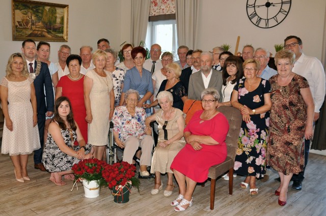 Rok temu, na setne urodziny jubilatki, rodzinę i gości zaproszono do restauracji w Wąsoszu