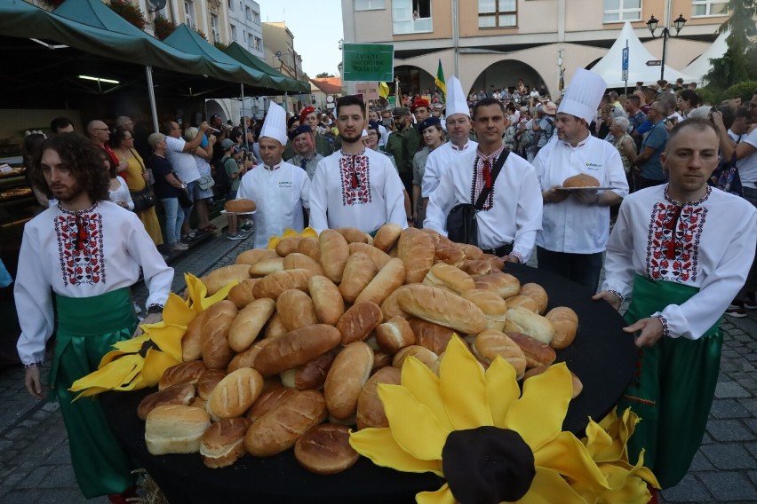 Wielkimi krokami zbliża się Święta Chleba i Piernika w Jaworze, czy uda się pobić rekord?
