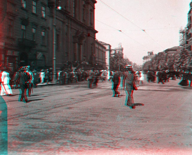 Stare zdjęcia z Warszawy. Wystawa w Fotoplastikonie Warszawskim
