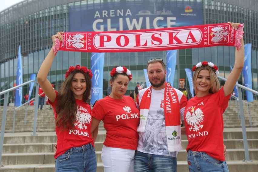 Polscy kibice stworzyli w Arenie Gliwice gorącą atmosferę...