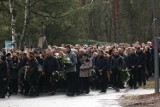 Wzruszające sceny. Tłumy żegnały pobitego na śmierć polskiego zapaśnika. Nie brakowało znanych twarzy