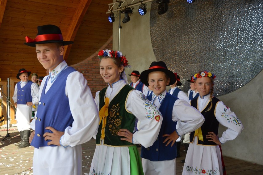 Mistrzem Polski w Zażywaniu Tabaki XVI Festiwalu Tradycji Kaszubskich w Chmielnie został Krzysztof Najda ZDJĘCIA, WIDEO