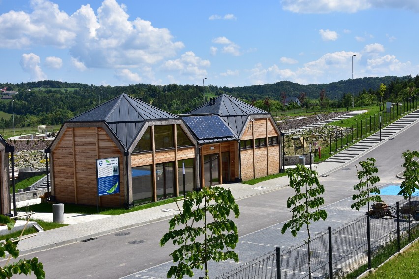 Sąsiedzka gmina Ciężkowice ma już oryginalny Park Zdrojowy, a teraz szykuje się do budowy ścieżki w koronach drzew