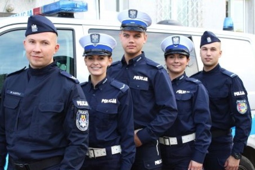 Doborowy Czwartek. Komenda Powiatowa Policji w Poddębicach zaprasza dzisiaj (3 listopada) zainteresowanych pracą w mundurze