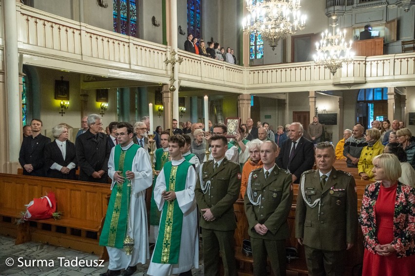 Msza święta w Dniu Sybiraka. Stargardzianie oddali hołd ofiarom Sybiru i Katynia