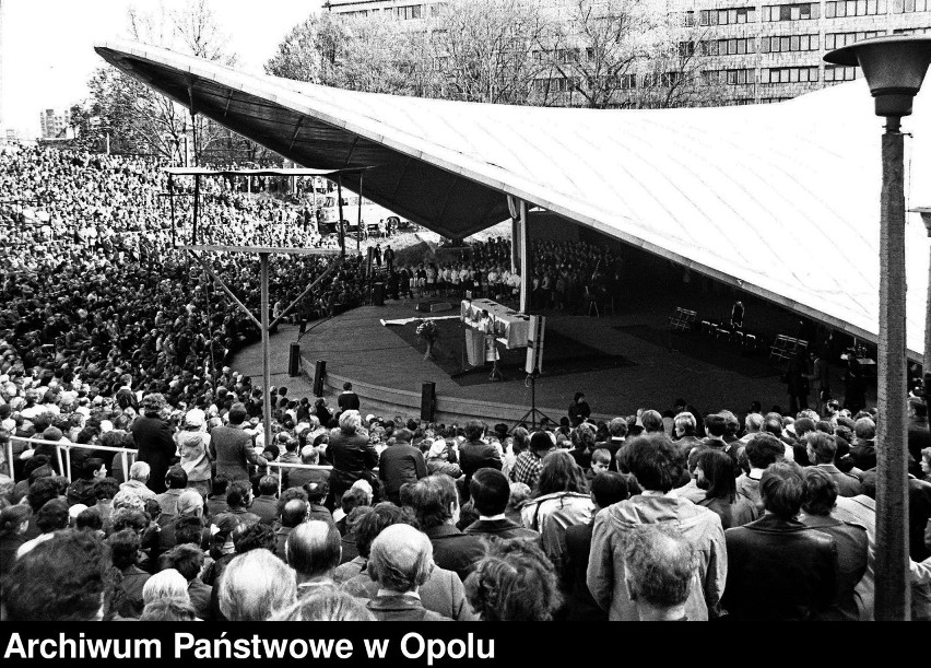 Święto Konstytucji 3 Maja. W 1981 roku, w 190. rocznicę jej...