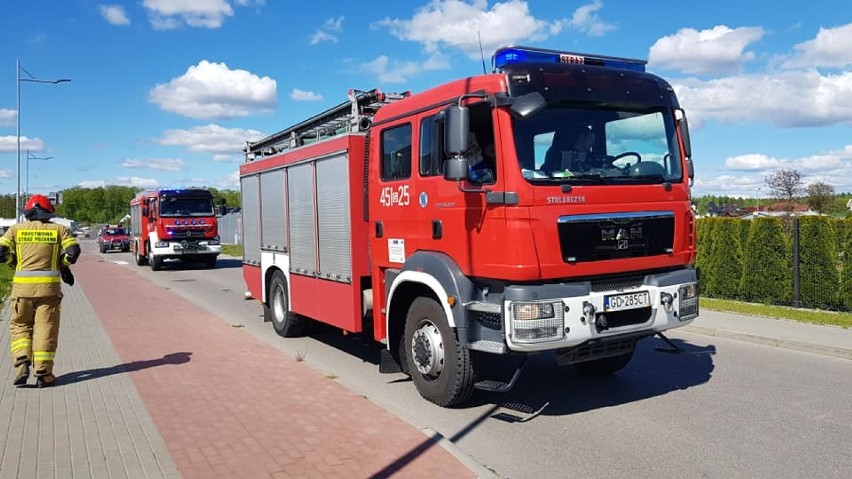 Kościerzyna. Samochód ciężarowy uszkodził skrzynkę z gazem