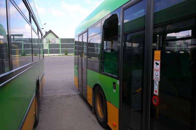 W ubiegłym roku ostrzelany został autobus