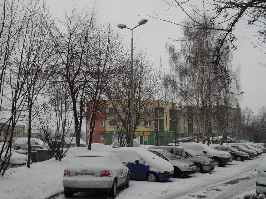 Zima w Żorach jest piękna. Ze śniegu cieszą się dzieci, ale czy dorośli? Wyślijcie nam swoje fotki!