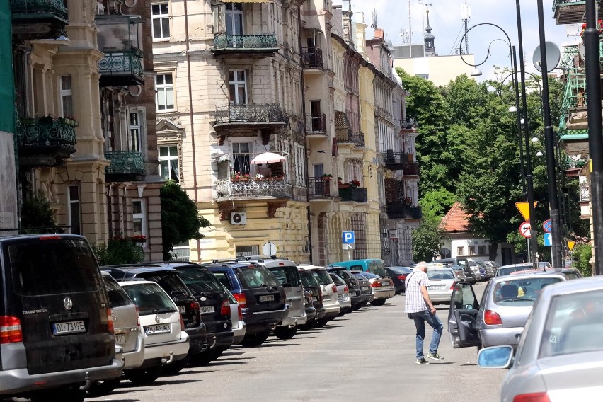 Legnickie ulice. Dzisiaj prezentujemy ulicę Franklina Roosevelta , zobaczcie jak wygląda obecnie